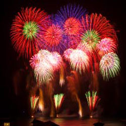 Fireworks light up the sky on the last night of the Honolulu Festival. // © 2013 Honolulu Festival Foundation