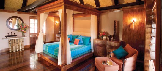 The villa’s master bedroom // © 2010 Jean-Michel Cousteau Fiji Islands Resort f