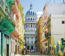 On the streets of Havana // © 2011 Austin-Lehman Adventures