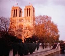 Paris // © 2010 Photos.com s