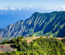 Kalalau Lookout provides panoramas of Kalalau Valley. // © 2012 Hawaii Tourism Authority/Tor Johnson