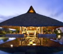 Romance at Blue Diamond Riviera Maya // (c) 2012 Blue Diamond Riviera Maya Sm