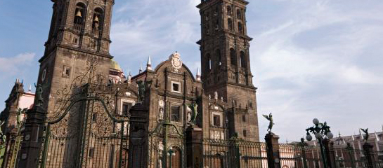 Puebla’s Cathedral is one of the city’s main cultural and architectural gems. // © Mexico Tourist Board F