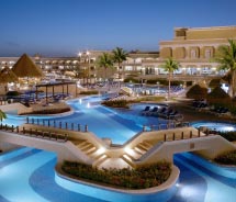Aventura Cove Palace // © 2012 Palace Resorts