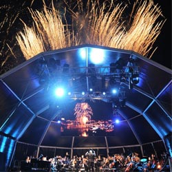 Uniworld christens the Queen Isabel. // © 2013 Uniworld Boutique River Cruise Collection