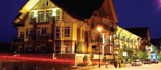 Summerland Waterfront Resort & Spa offers condominium-style lodging. // © 2012 Don WeixlTourism British Columbia F