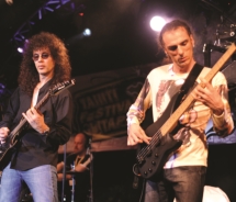 Patrick Rondat and his band // © 2010 Noemeye