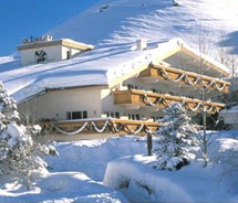 Sun Valley guests can receive discounts on accommodations, including Knob Hill Inn. // (c) 2012 Knob Hill Inn